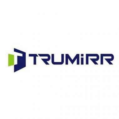24-01-cat-trumirr.png