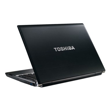 24-01-toshiba-r930.jpg