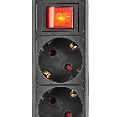 24-02-ngs-power-strip-with-switch-surge-pole-300-with-3-black-power-outlets-neuf.jpg
