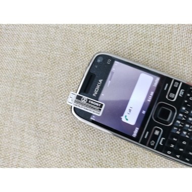 24-02-nokia-e72-gris-sideral-reconditionne-grade-b.jpg