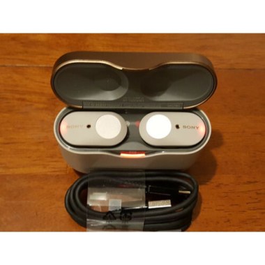 24-04-sony-wf-1000xm3-wireless-earphones-argent-reconditionne-grade-a.jpg